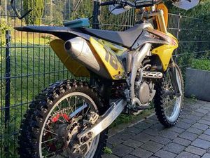 SUZUKI RMZ 450