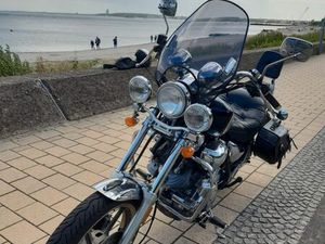 YAMAHA XV 1100 VIRAGO