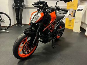 KTM DUKE 390