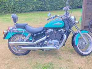 HONDA SHADOW 1100