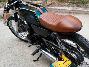 YAMAHA 125 RD CAFÉ RACER