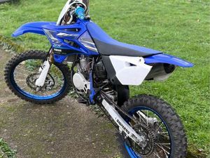 85 YZ