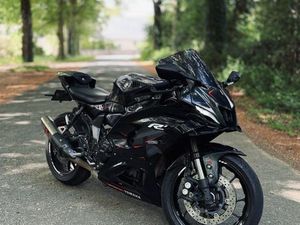 YAMAHA R7 FULL