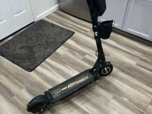 MINI MOTORS SPEEDWAY MINI 4 PRO ELECTRIC SCOOTER