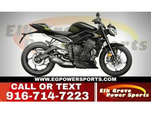 2025 TRIUMPH STREET TRIPLE 765 RS – RACE-BRED PERFORMANCE, BIG SAVINGS