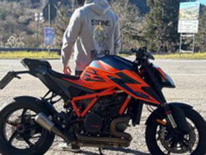 KTM SUPERDUKE 1290 R