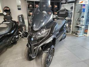 PIAGGIO SCOOTER MP3 400 HPE RST 9.2023 RIJKLAAR GARANTIE — MOTOREN | PIAGGIO — MARKTPLAATS