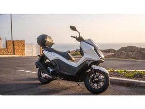 KYMCO - SKYTOWN