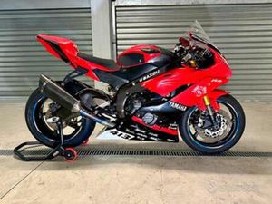 YAMAHA R6 2008