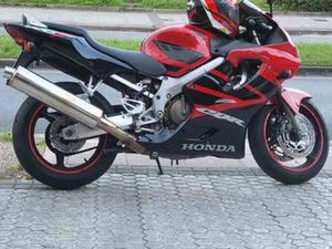 HONDA - CBR 600F