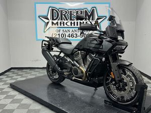 2025 PAN AMERICA® 1250 SPECIAL