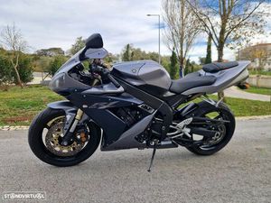 YAMAHA YZF R1 POSSÍVEL FINANCIAMENTO