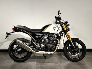 NEW TRIUMPH SPEED 400 FOR SALE IN LONDON