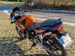 HONDA - CBR 125R