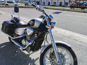 HONDA VT 600 SHADOW