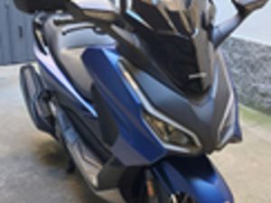 HONDA FORZA 350 DELUXE