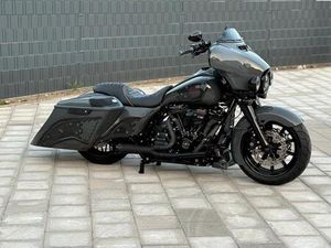 HARLEY-DAVIDSON CVO STREET GLIDE – CUSTOM BAGGER