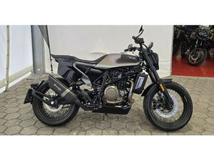 HUSQVARNA SVARTPILEN 701, 2020 GOD.