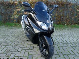 ② YAMAHA TMAX 500 - OLDTIMER