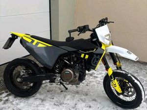 701 2023 ( SERVICE NEU + KOLBEN + ZYLINDERKOPF )