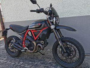 DUCATI SCRAMBLER 803 DESERT SLED, RETRO, OCCASION, CHF 8'700.-