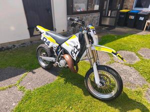 HUSQVARNA WRE SM 125 SUPERMOTO
