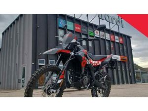 VENDO APRILIA RX 125 (2025 - 26) USATA A MACERATA (CODICE 9881911) - MOTO.IT