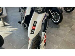 VENDO APRILIA SX 125 (2025 - 26) USATA A ROSA' (CODICE 9835703) - MOTO.IT