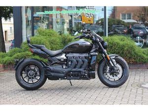 TRIUMPH ROCKET 3 STORM "GT" / 225 NM!
