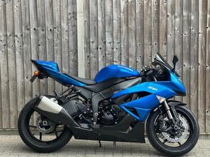 KAWASAKI NINJA ZX6R 2011 (11) SUPER SPORT + 1 FORMER KEEPER + STANDARD BIKE