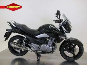 SUZUKI INAZUMA 250 GW250 ZWART