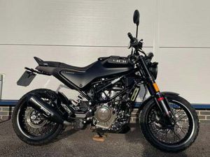 HUSQVARNA SVARTPILEN 401 2023