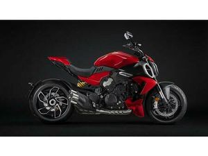 VENDO DUCATI DIAVEL V4 (2023 - 26) USATA A MONZA (CODICE 9770395) - MOTO.IT