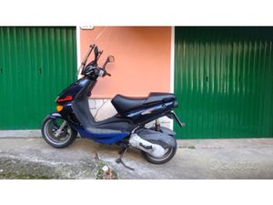 APRILIA SR 125 2T