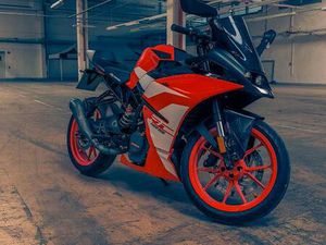 KTM RC 125 / RADICAL RACING / NO KTM DUKE 125CM / KTM POWERPARTS