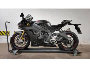 VENDO HONDA CBR 1000 RR-R FIREBLADE SP CARBON EDITION (2024 - 26) USATA A ROMA (CODICE 9595123) - MOTO.IT