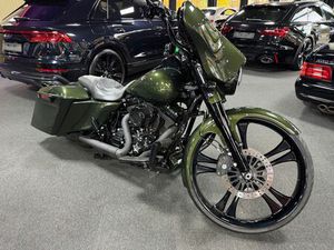 HARLEY-DAVIDSON ROAD GLIDE STREET GLIDE FLHX