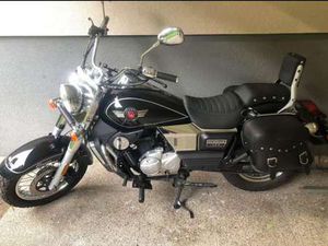 UM RENEGADE COMMANDO 125 CHOPPER/CRUISER