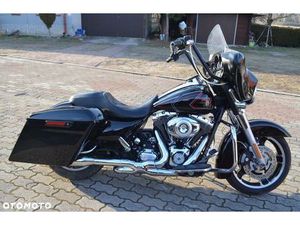 HARLEY-DAVIDSON TOURING STREET GLIDE