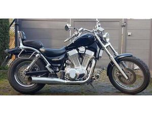 SUZUKI INTRUDER VS 1400 SCHWARZ