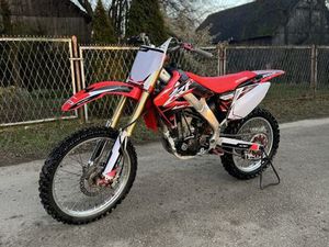 HONDA CRF 250. 2006R WĘCHADLÓW