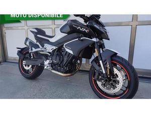 VENDO CFMOTO 800NK ADVANCED (2023 - 26) NUOVA A POGLIANO MILANESE (CODICE 9903591) - MOTO.IT