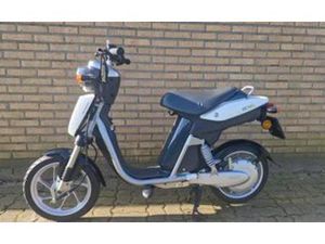 YAMAHA EC-03, ELECTRISCHE SNORSCOOTER, IN NIEUWSTAAT — SCOOTERS | YAMAHA — MARKTPLAATS