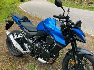 HONDA HORNET CB750 2025 BLAU