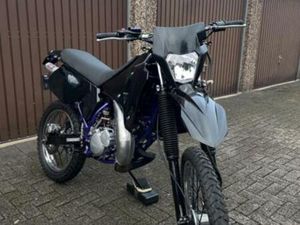 YAMAHA DT 125 RH 4BL TOTALRESTAURIERT