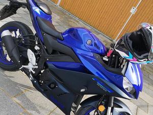 YAMAHA R3 A2 FAHRBAHR / 31KW