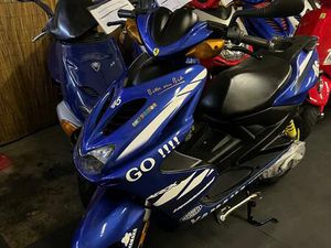 AEROX 50 2T SEHR GEPFLEGTER ZUSTAND NIX VERBASTELT