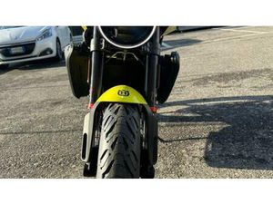 VENDO HUSQVARNA VITPILEN 801 L (2025 - 26) NUOVA A COCQUIO-TREVISAGO (CODICE 9630200) - MOTO.IT