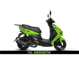 MODELLO FLASH 50 CC A BENZINA ROSSO NUOVO