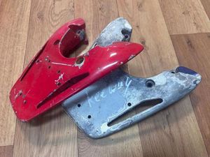 KEEWAY RY8 50 GEPÄCKTRÄGER/HECK HINTEN VERKLEIDUNG